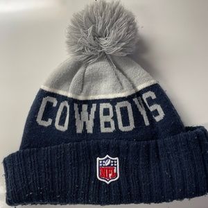 Dallas Cowboys bobble hat